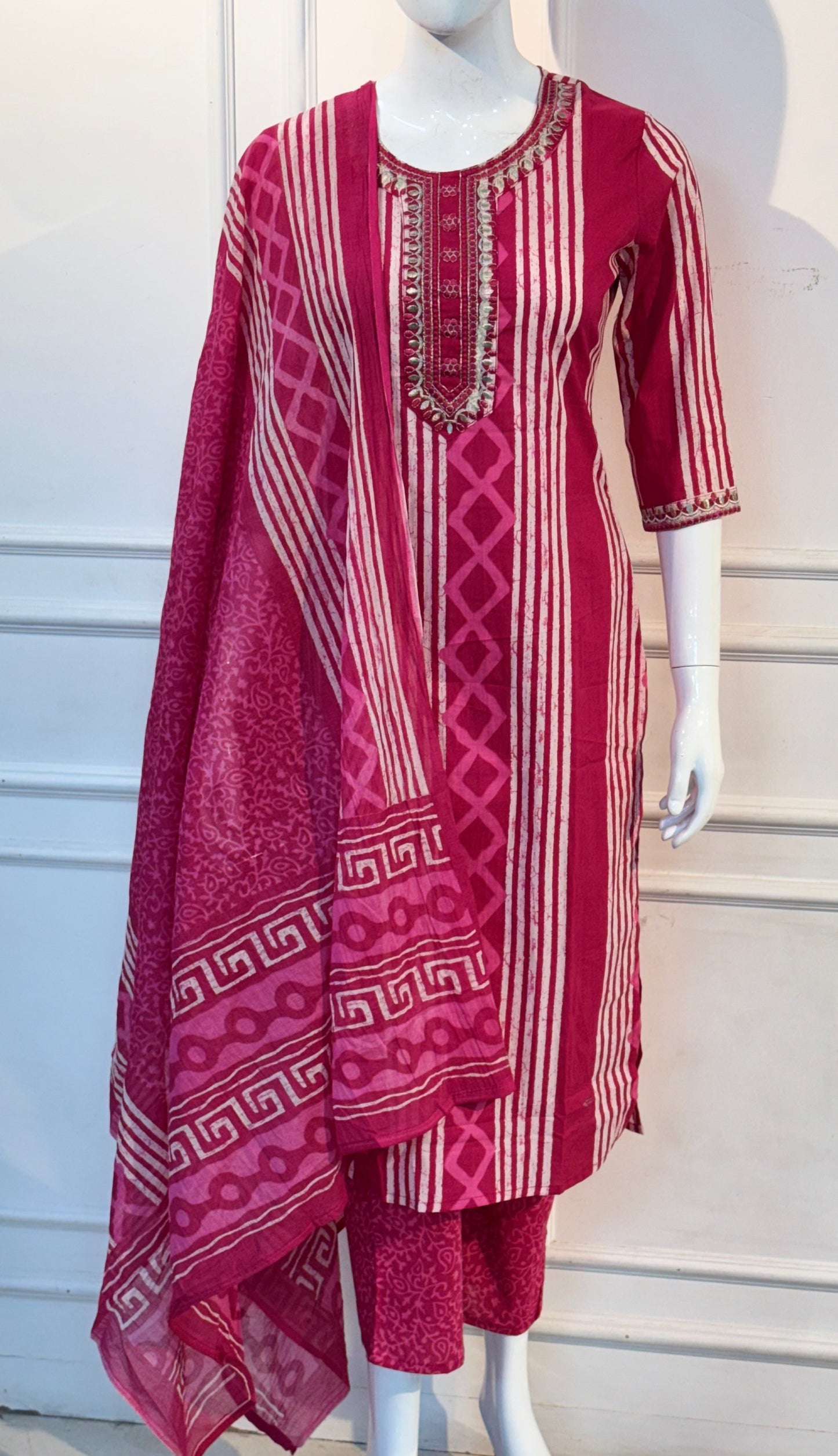 Cotton Printed Straight Suit